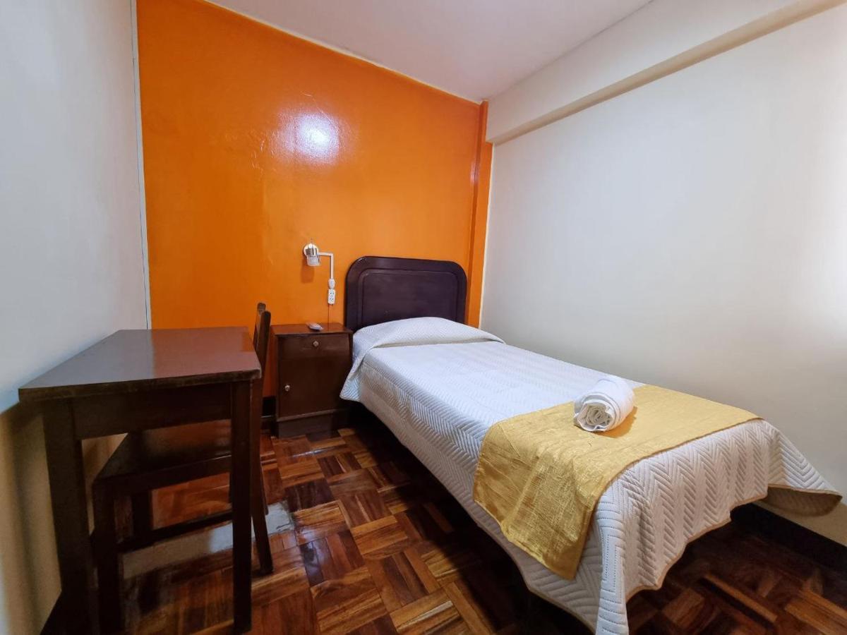 Hotel Express La Paz Exterior photo